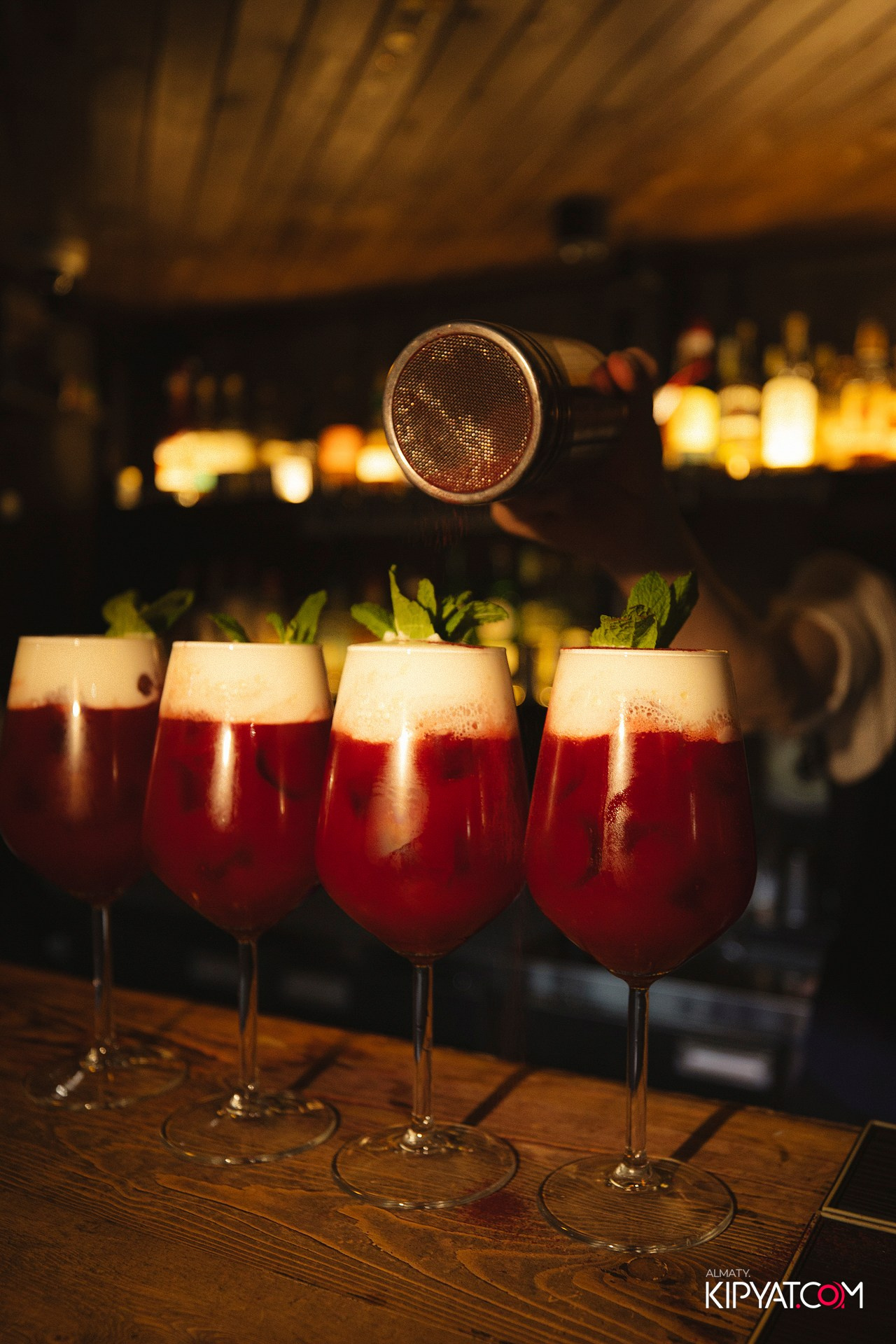 РЕСТО-БАР СКАНДАЛИСТЪ. КИПЯТКОМ АЛМАТЫ! Фотосъемка мероприятий в Алматы