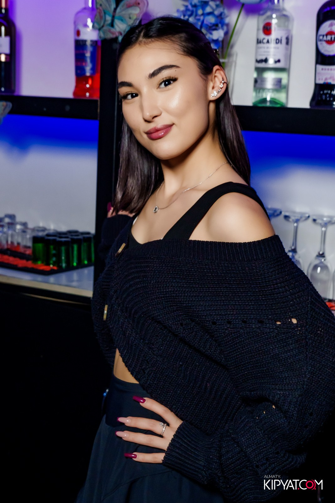 UYAT EMES BAR. КИПЯТКОМ АЛМАТЫ!