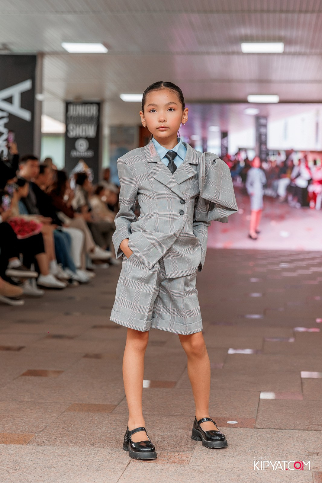 JUNIOR FASHION SHOW. КИПЯТКОМ АЛМАТЫ!