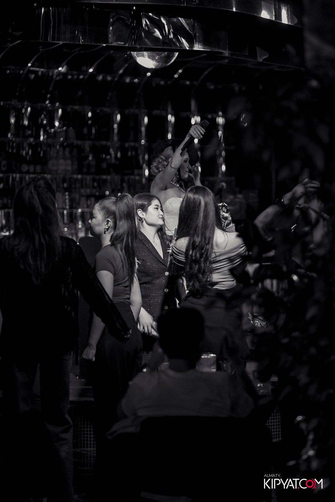 MOOD KARAOKE & TERRACE. КИПЯТКОМ АЛМАТЫ!