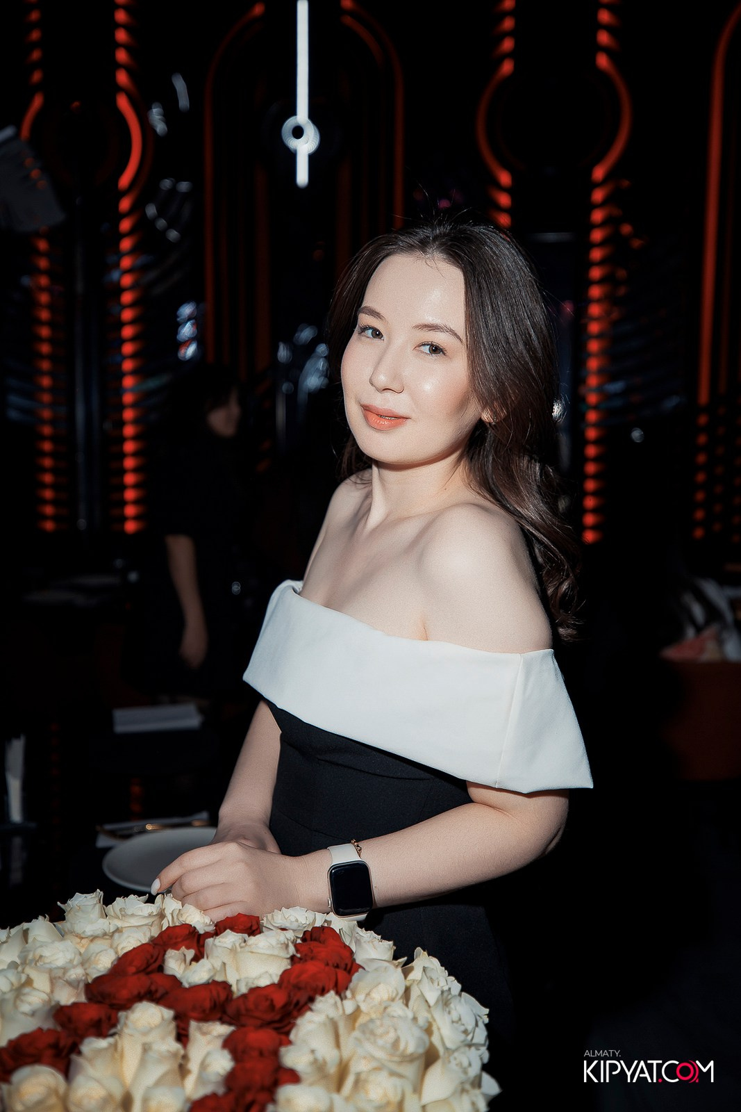 FRIENDS BAR & TERRACE. КИПЯТКОМ АЛМАТЫ! Фотосъемка мероприятий в Алматы