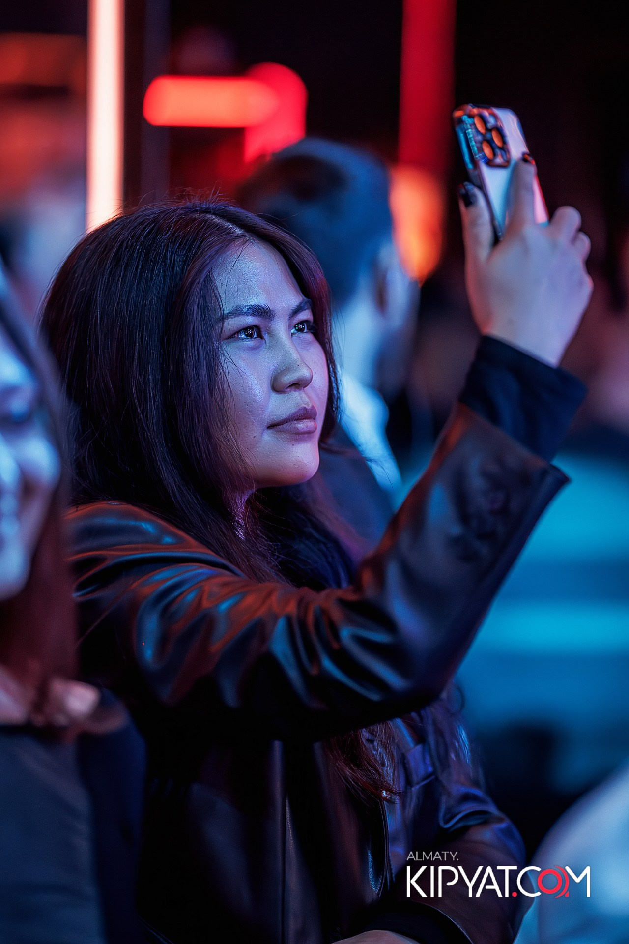 SANTA BARBARA — ВЫСТУПЛЕНИЕ ГРУППЫ REFLEX. КИПЯТКОМ АЛМАТЫ!