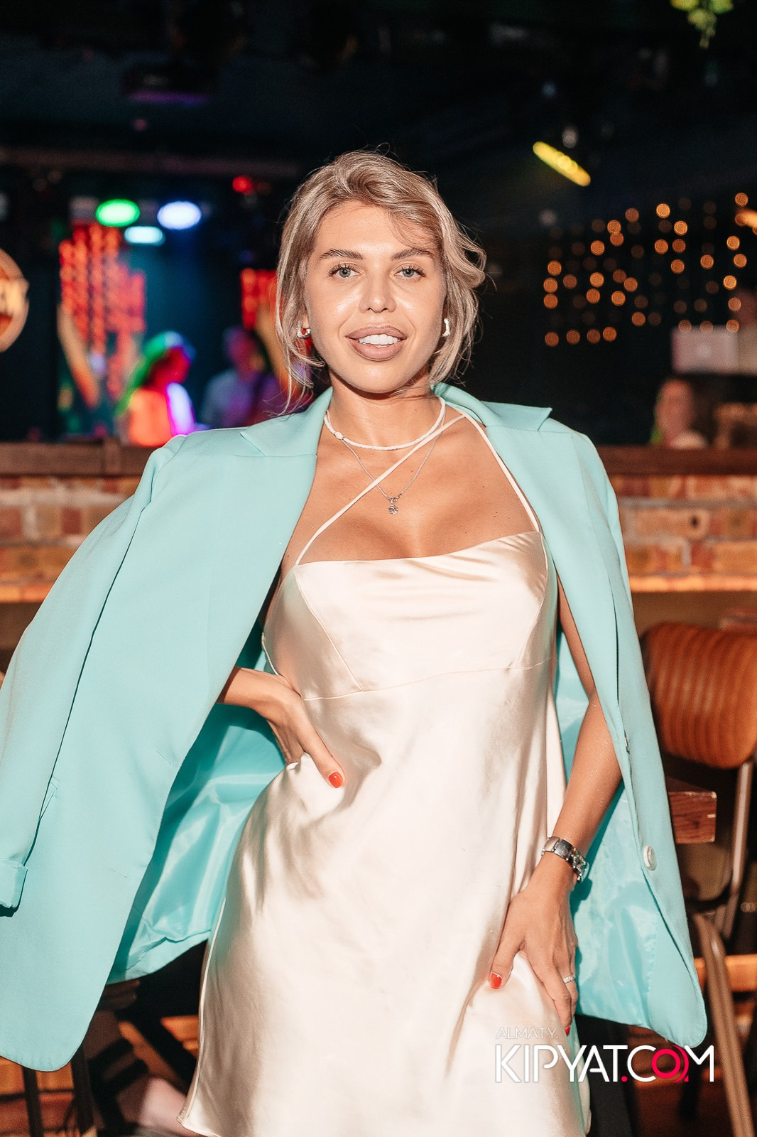 MUNCHEN PUB. КИПЯТКОМ АЛМАТЫ!