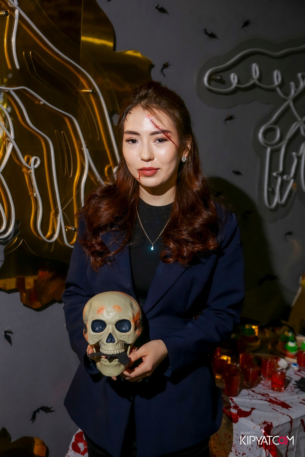 УХО И МЕДВЕДЬ НА САИНА. КИПЯТКОМ АЛМАТЫ!