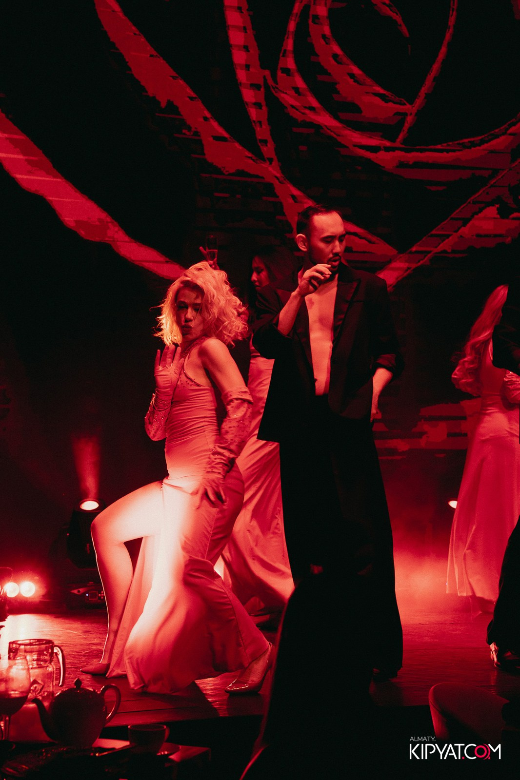 QUEEN. КИПЯТКОМ АЛМАТЫ!