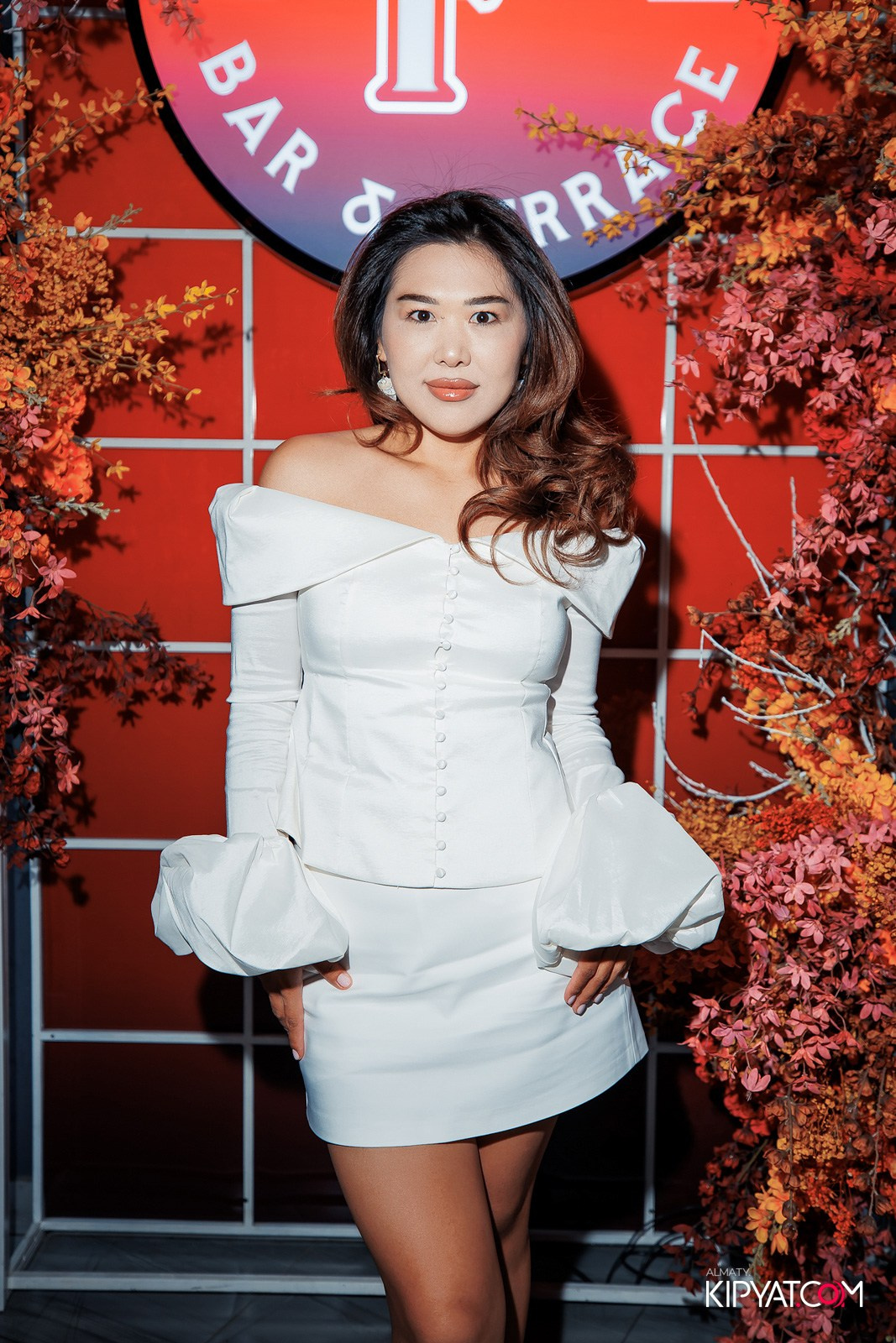 FRIENDS BAR & TERRACE. КИПЯТКОМ АЛМАТЫ!