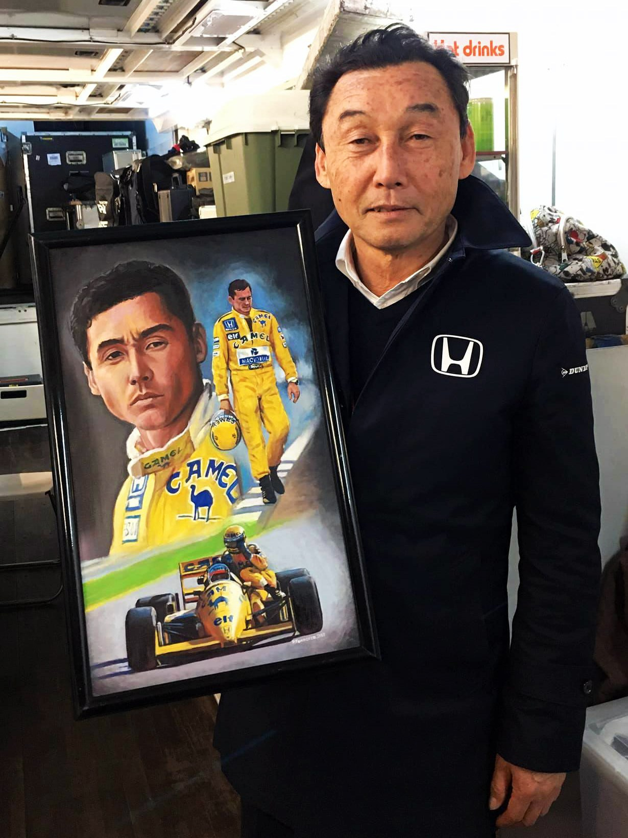 Мои картины подарили  Сатору Накадзима