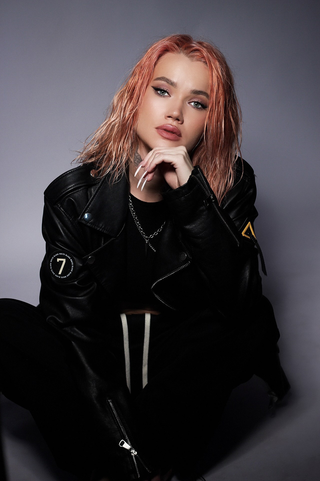 Съёмка с искусственным светом. Фотограф Иванова Елена в Иркутске