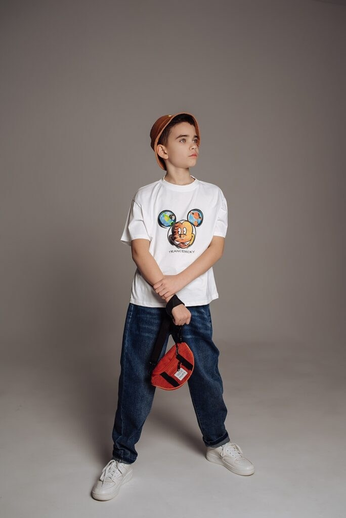 Егор Голуб. Съёмка одежды для маркетплейсов и брендов Morozova Production