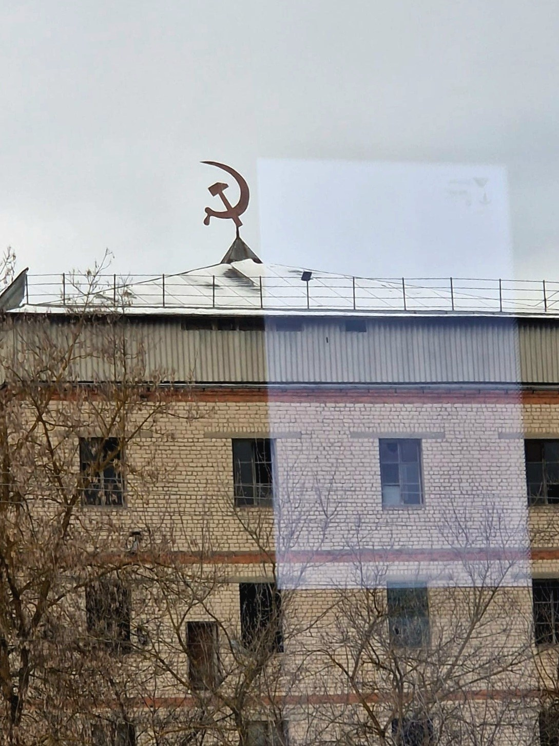 Здание рядом с вокзалом г.Шуя. 