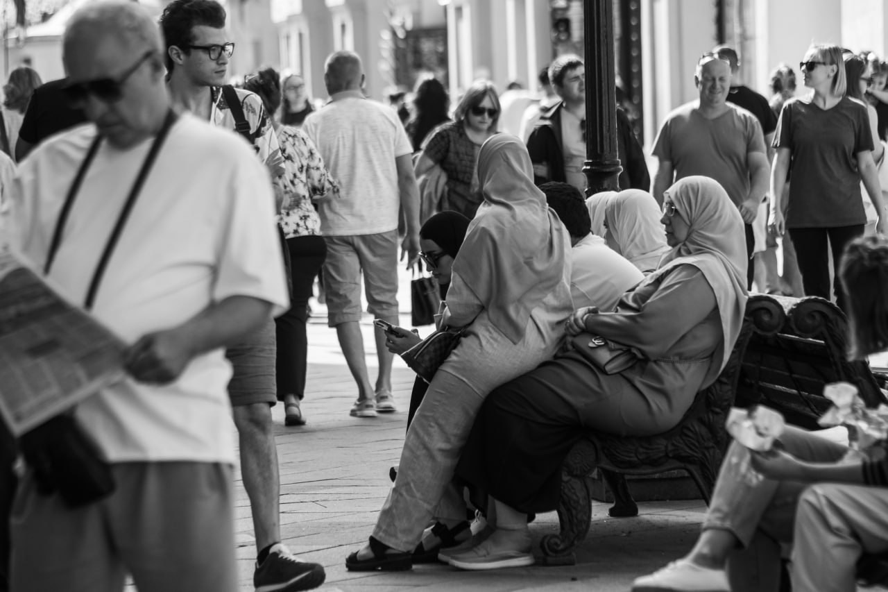 24.08.2024 // Фотопрогулка с Гагиком Егиазаряном. Фотовыставки serebro.gallery, в которых автором можешь стать ты! | Москва