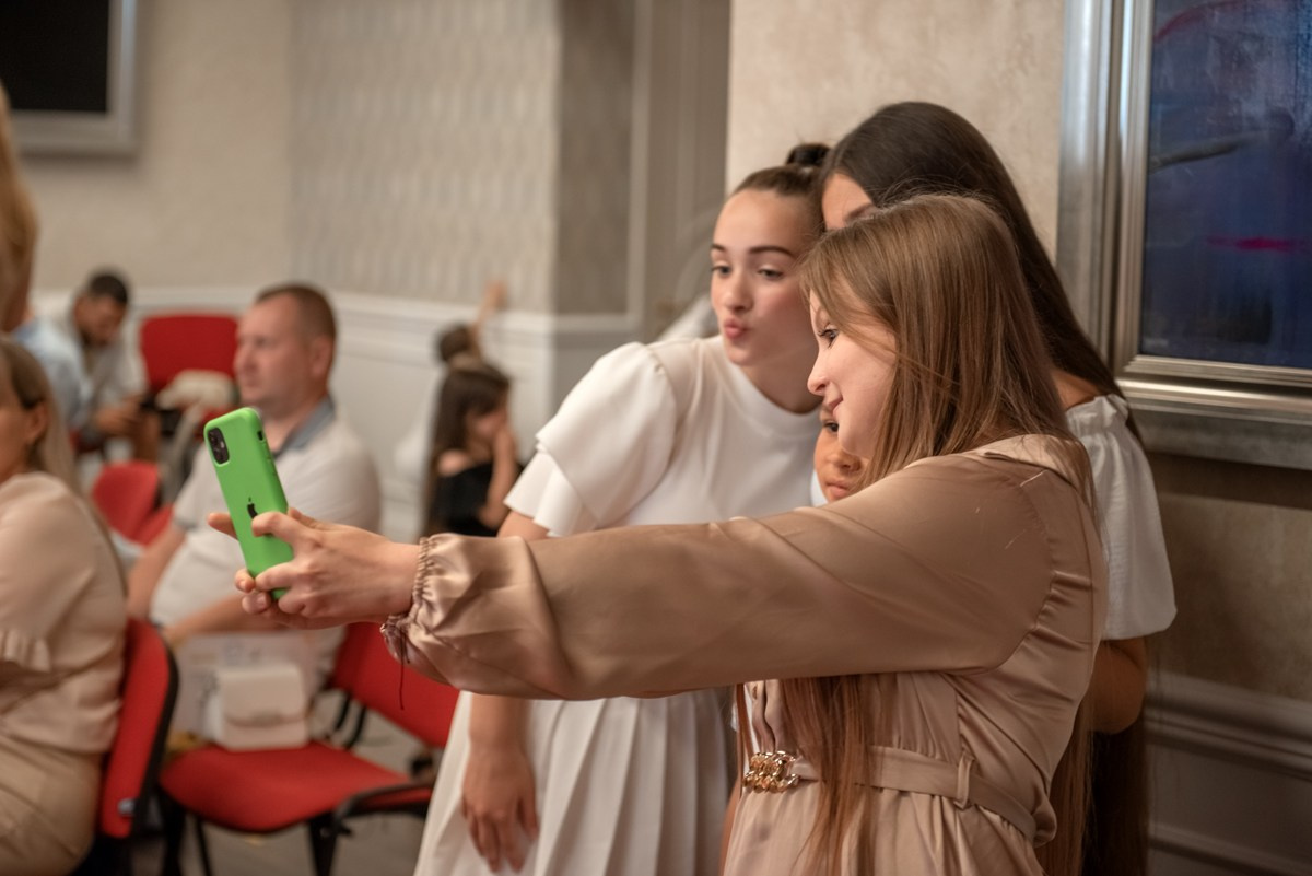 Выпускной HAPPYkids 2023. Семейный и коммерческий фотограф в Сочи Александр Бодунов