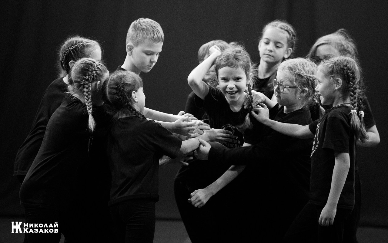 СТУДИЯ «ЧЕЛОВЕК». Николай Казаков. Профессиональный фотограф. Преподаватель фотографии