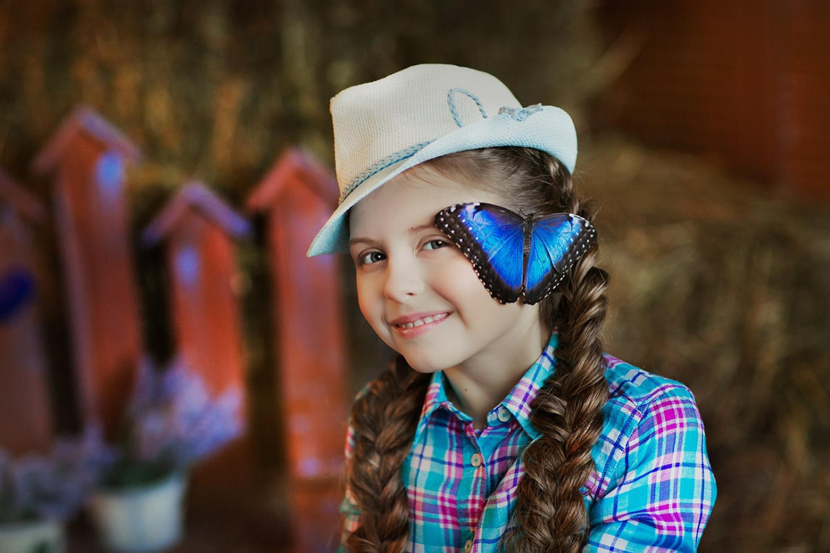 Фотосессия с живыми тропическими бабочками в Краснодаре. Интерьерная фотостудия FOTOGEN г. Краснодар