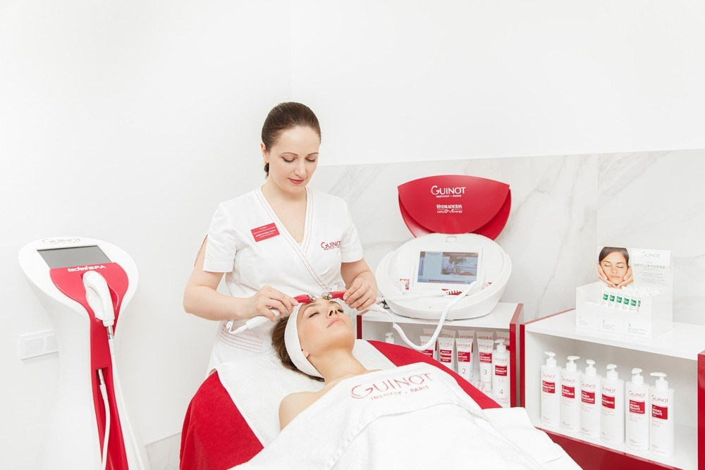 Комплексная съёмка для центра косметологии Guinot