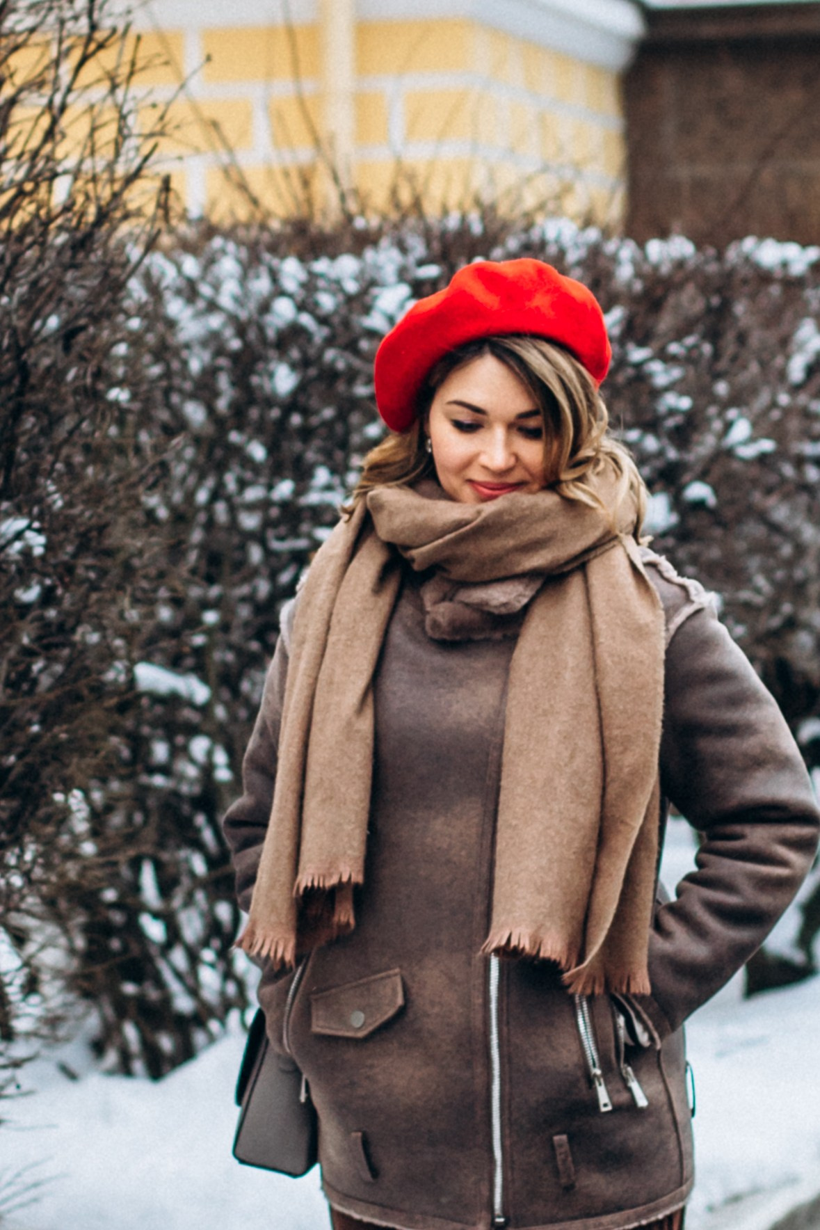 Анастасия в феврале. Фотопрогулка в Петербурге. Индивидуальный и семейный фотограф в Санкт-Петербурге