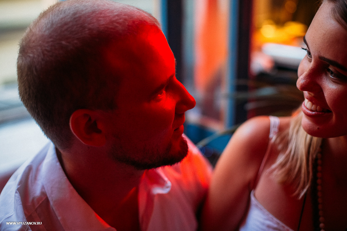 Фотосъемка Лавстори в центре Санкт-Петербурга и на балконе фотостудии