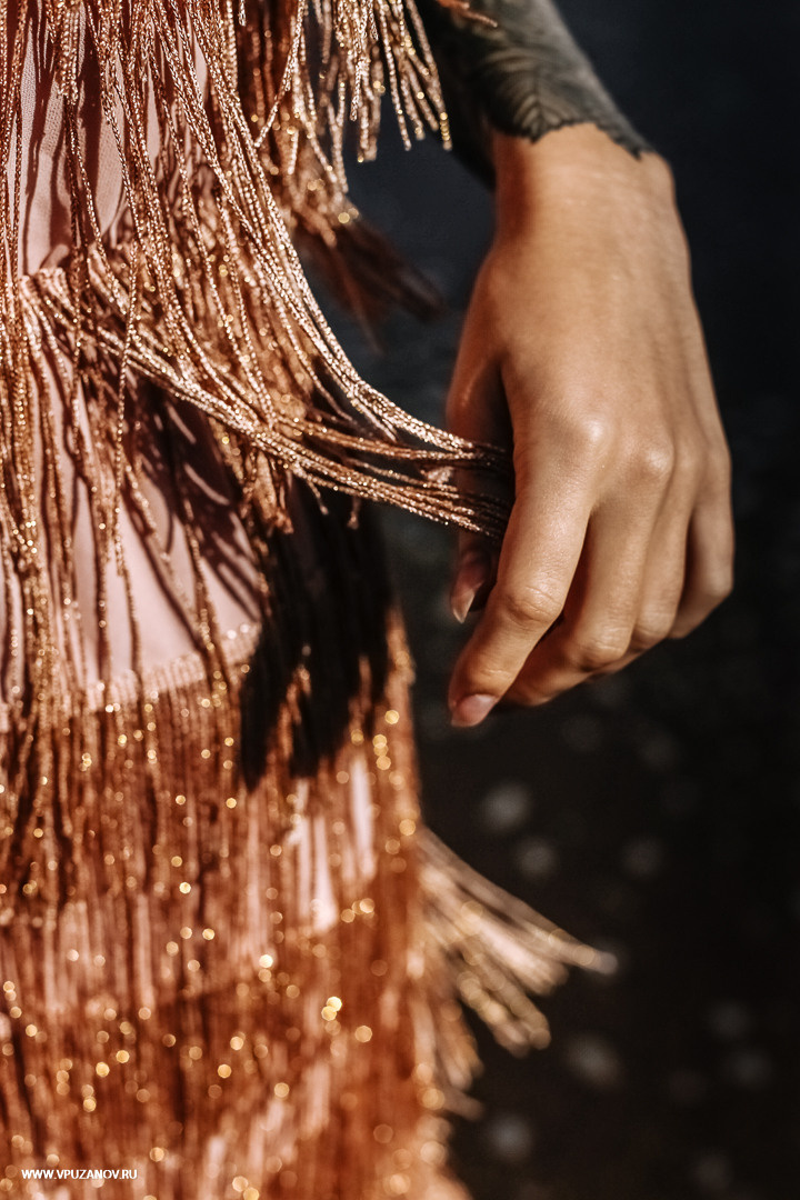 Lovestory на побережье моря в Крыму - ветер любви в волосах