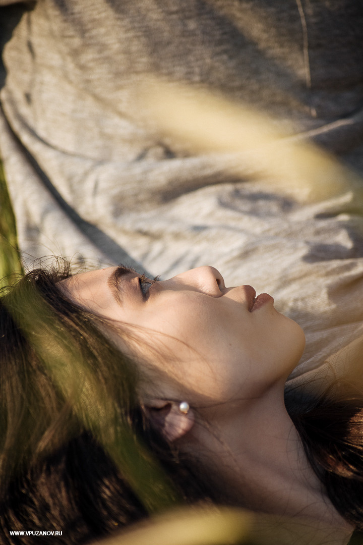 Лавстори фотосъемка в Крыму около дворца и лавандового поля