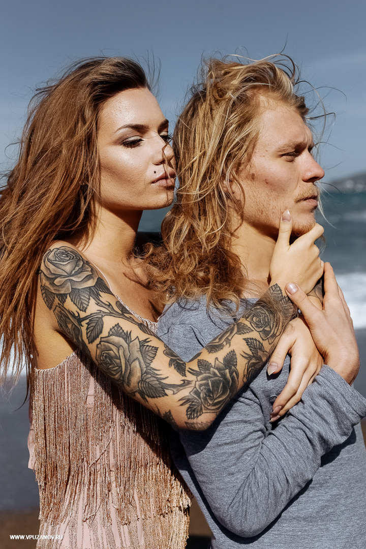 Lovestory на побережье моря в Крыму - ветер любви в волосах