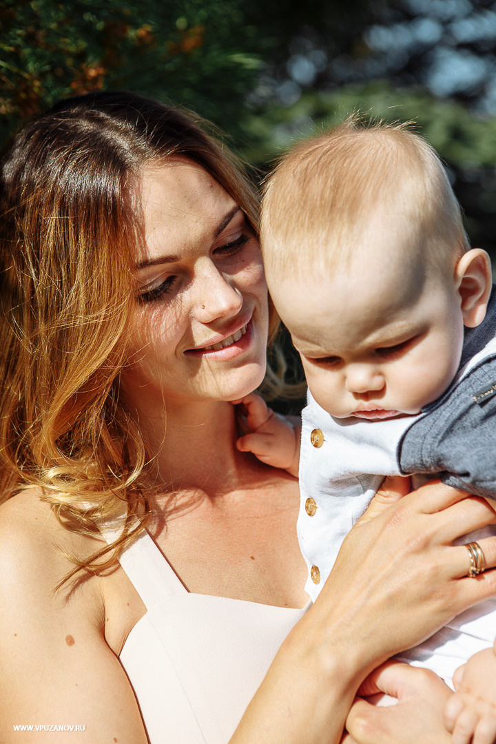 Чудесная семейная лавстори с малышом и его прекрасными родителями