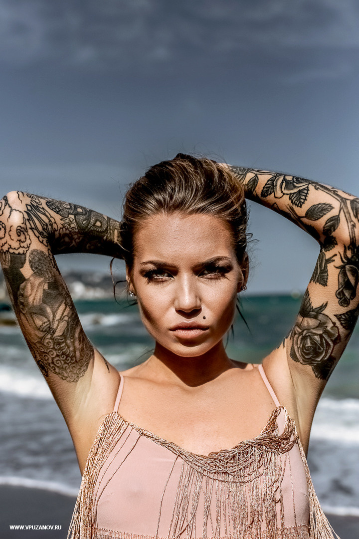 Lovestory на побережье моря в Крыму - ветер любви в волосах