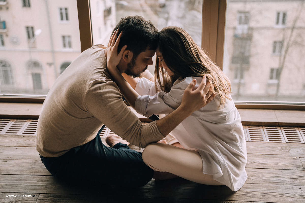 Лавстори в камерной фотостудии, только Вы и ваша любовь