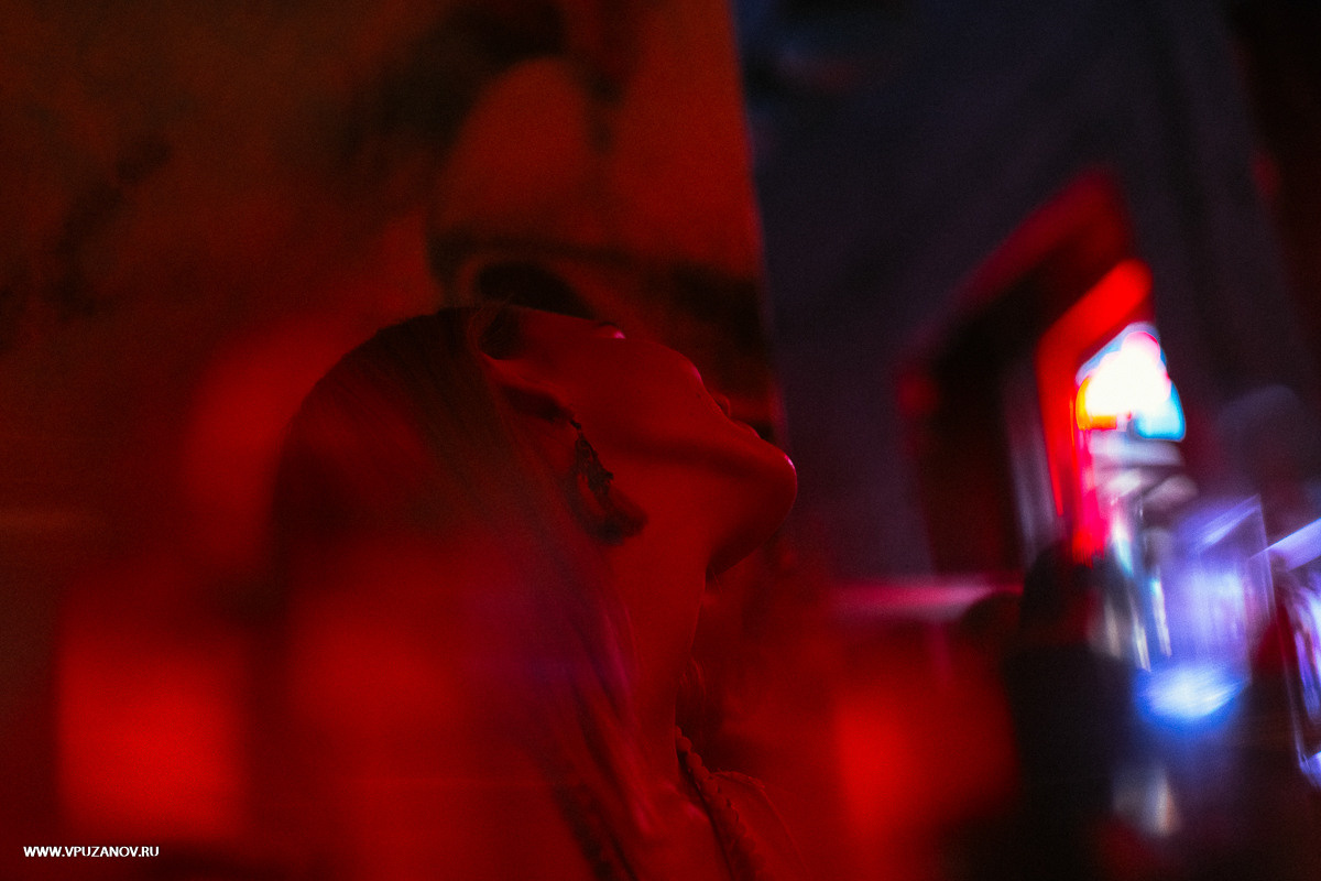 Фотосъемка Лавстори в центре Санкт-Петербурга и на балконе фотостудии