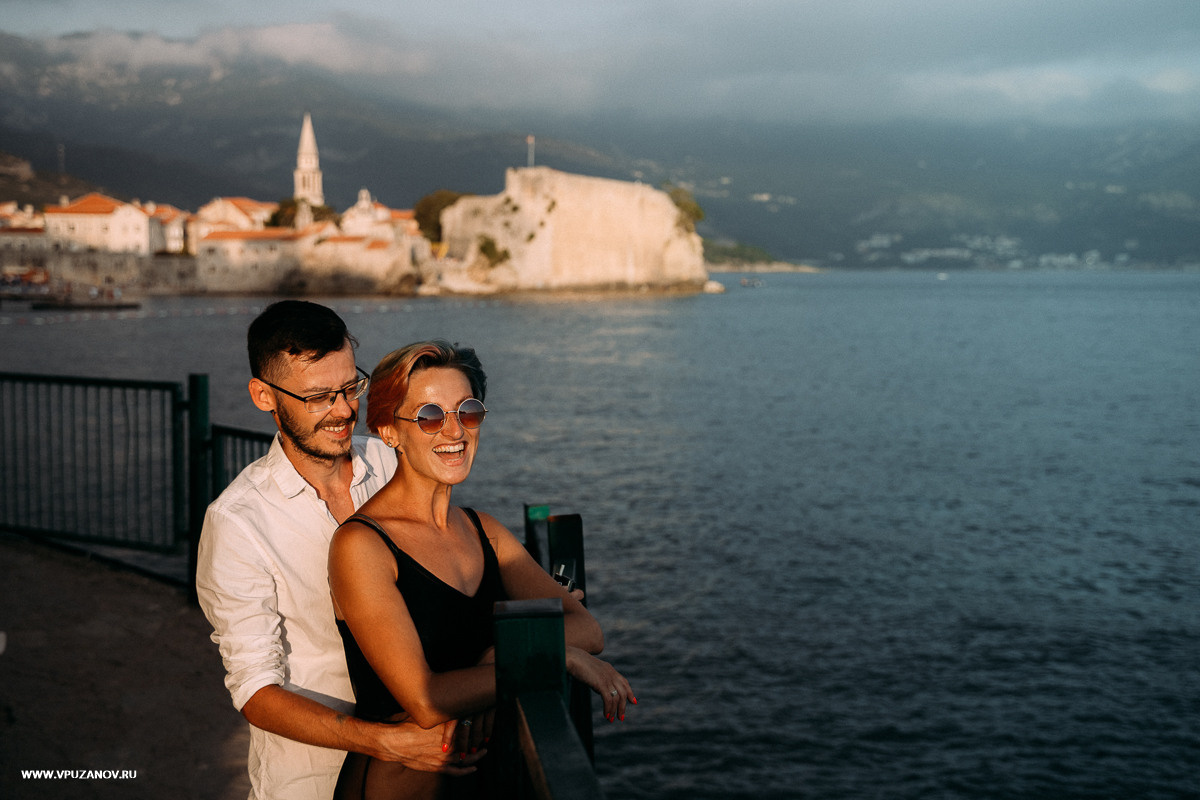 Любовная история в Черногории в старом городе