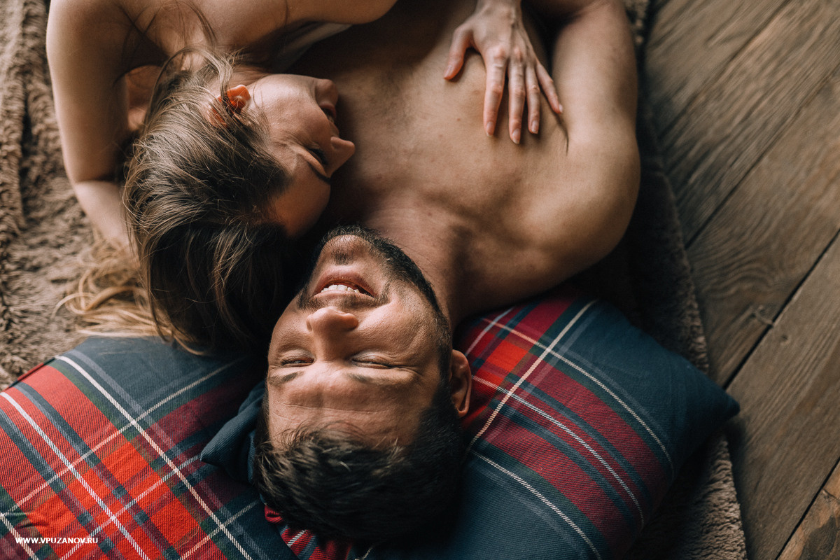 Лавстори в камерной фотостудии, только Вы и ваша любовь