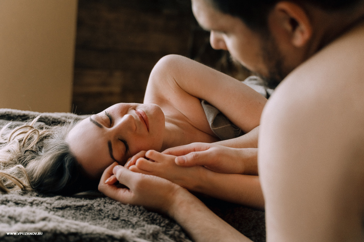 Лавстори в камерной фотостудии, только Вы и ваша любовь