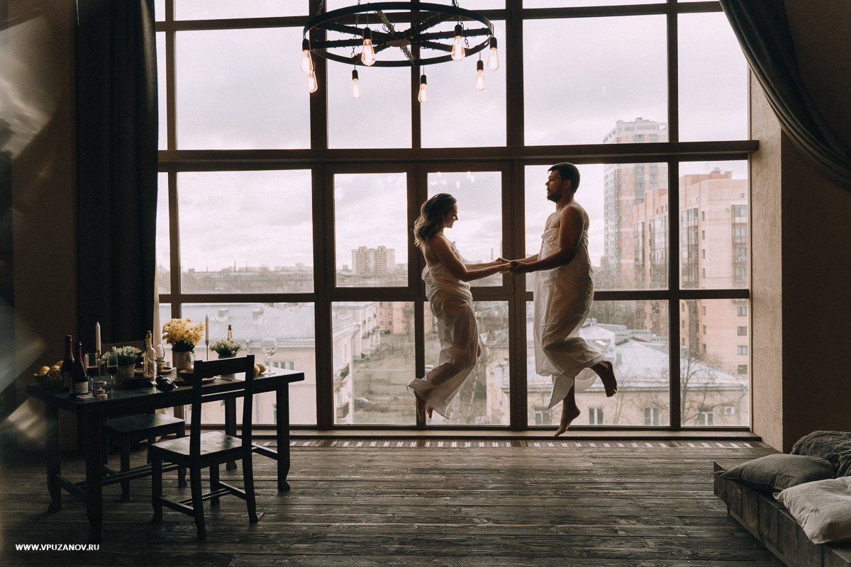 Лавстори в камерной фотостудии, только Вы и ваша любовь