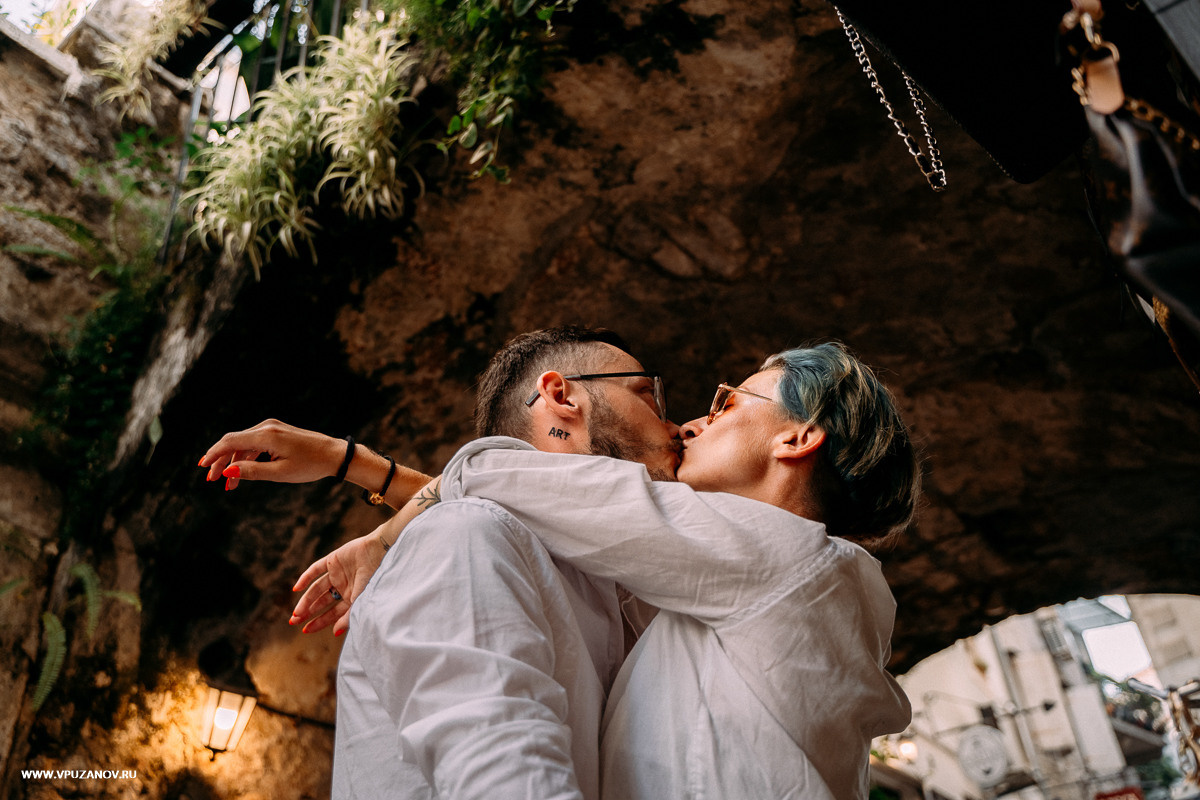 Любовная история в Черногории в старом городе