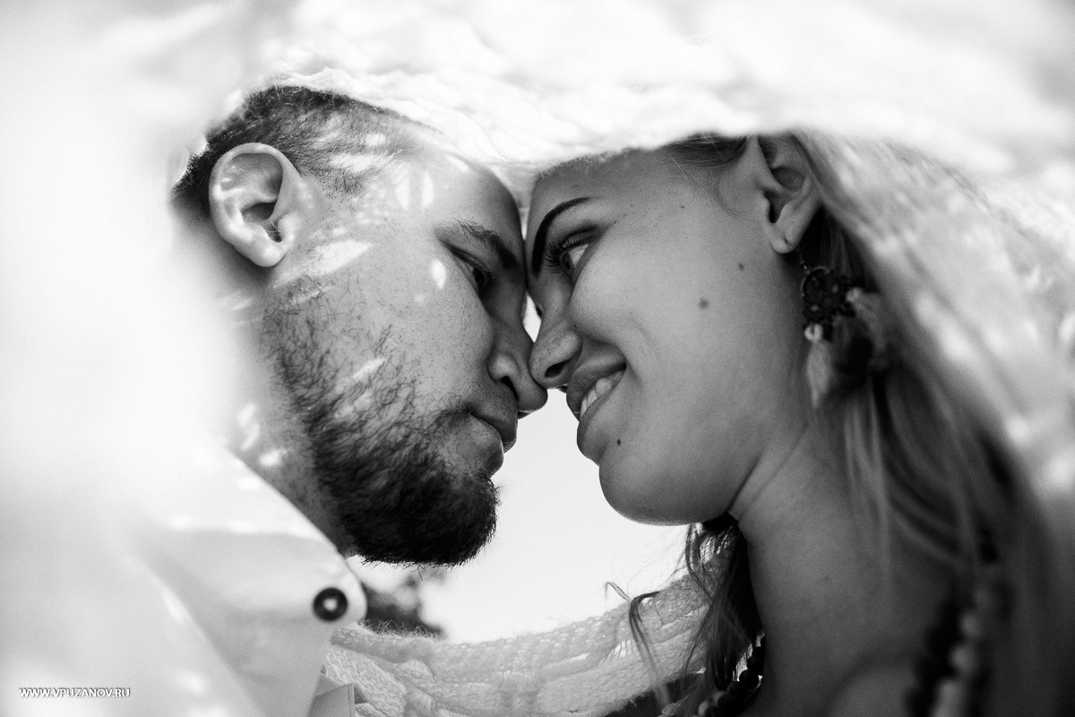 Фотосъемка Лавстори в центре Санкт-Петербурга и на балконе фотостудии