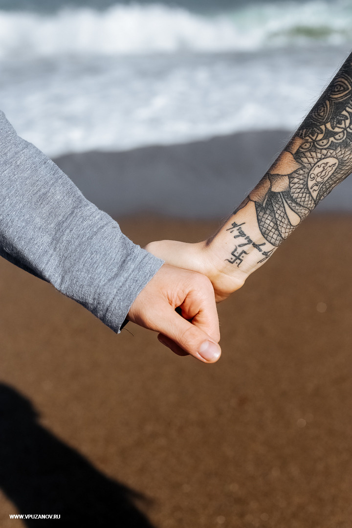 Lovestory на побережье моря в Крыму - ветер любви в волосах