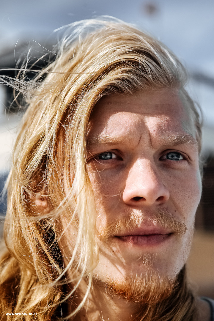 Lovestory на побережье моря в Крыму - ветер любви в волосах