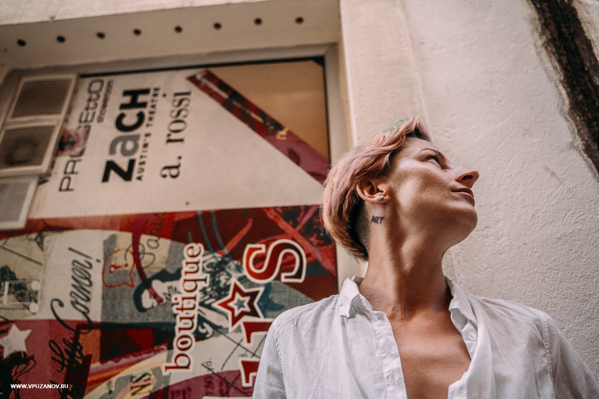 Любовная история в Черногории в старом городе