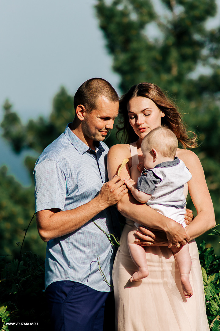 Чудесная семейная лавстори с малышом и его прекрасными родителями