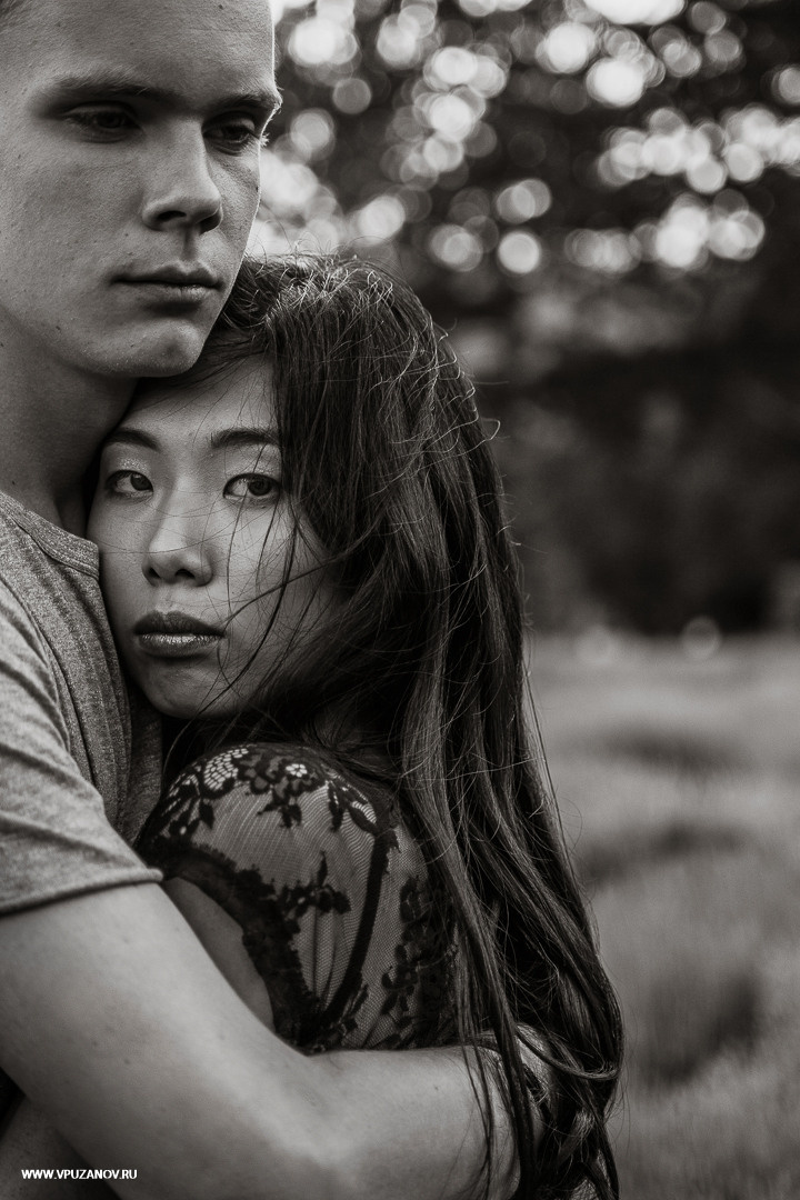 Лавстори фотосъемка в Крыму около дворца и лавандового поля