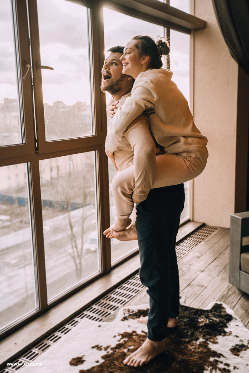 Лавстори в камерной фотостудии, только Вы и ваша любовь