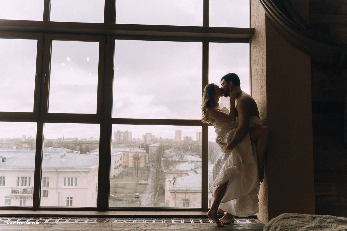 Лавстори в камерной фотостудии, только Вы и ваша любовь