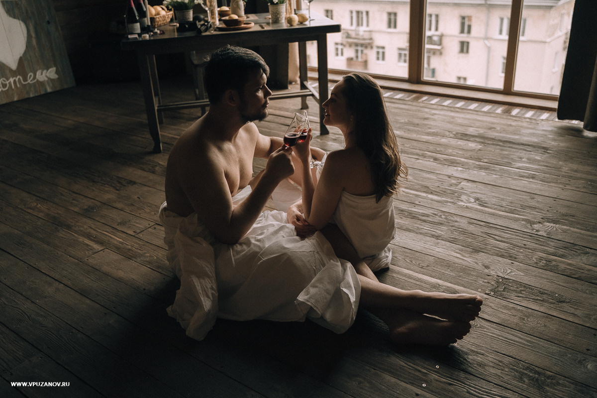 Лавстори в камерной фотостудии, только Вы и ваша любовь