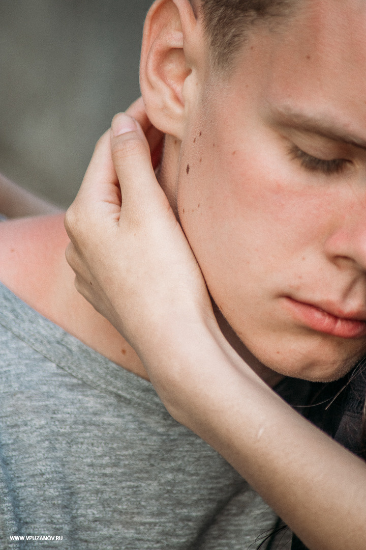 Лавстори фотосъемка в Крыму около дворца и лавандового поля