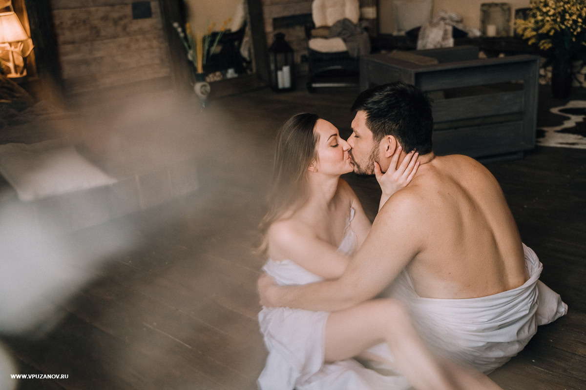 Лавстори в камерной фотостудии, только Вы и ваша любовь