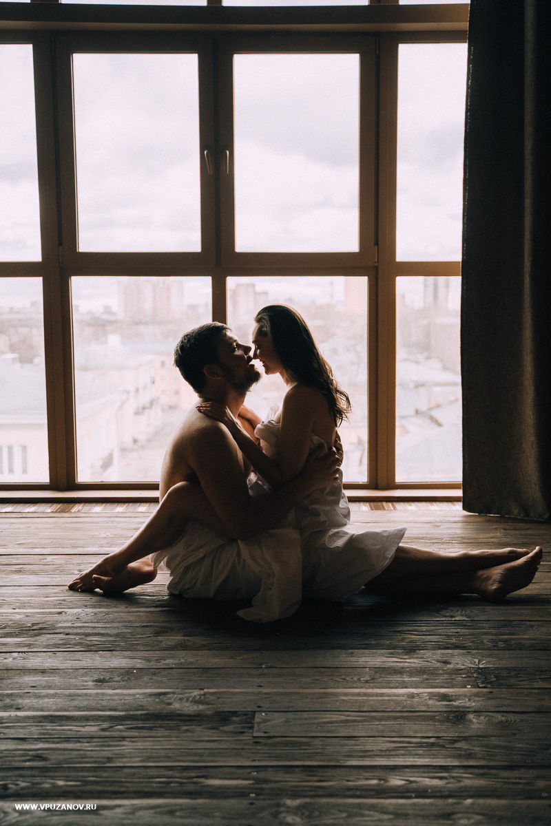 Лавстори в камерной фотостудии, только Вы и ваша любовь