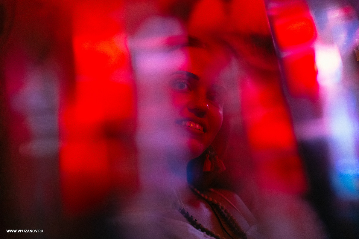 Фотосъемка Лавстори в центре Санкт-Петербурга и на балконе фотостудии