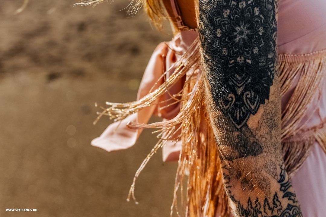 Lovestory на побережье моря в Крыму - ветер любви в волосах