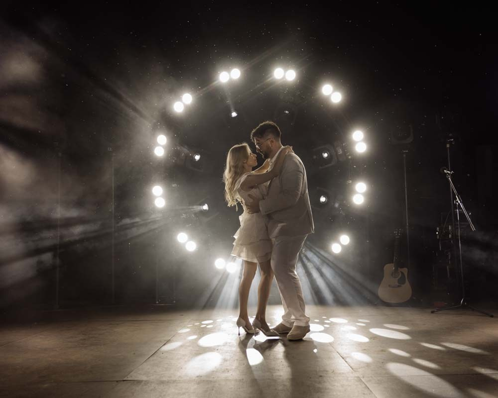 Любовь и ветер. Владимир Киселев — свадебный фотограф в Саратове, Москве и по всему миру