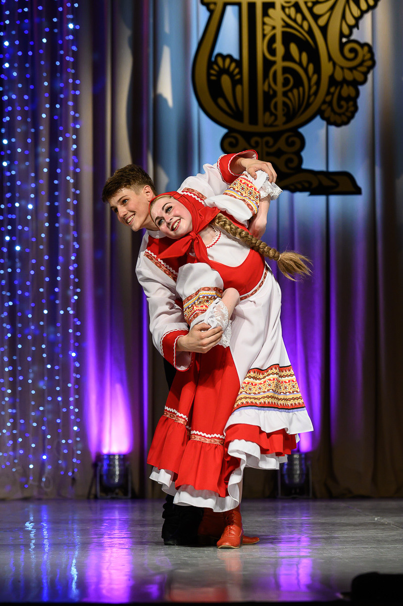 Выпускной 2021. В школе № 2 г. Лодейное Поле. Контент-съемка. Ленинградская область и Карелия