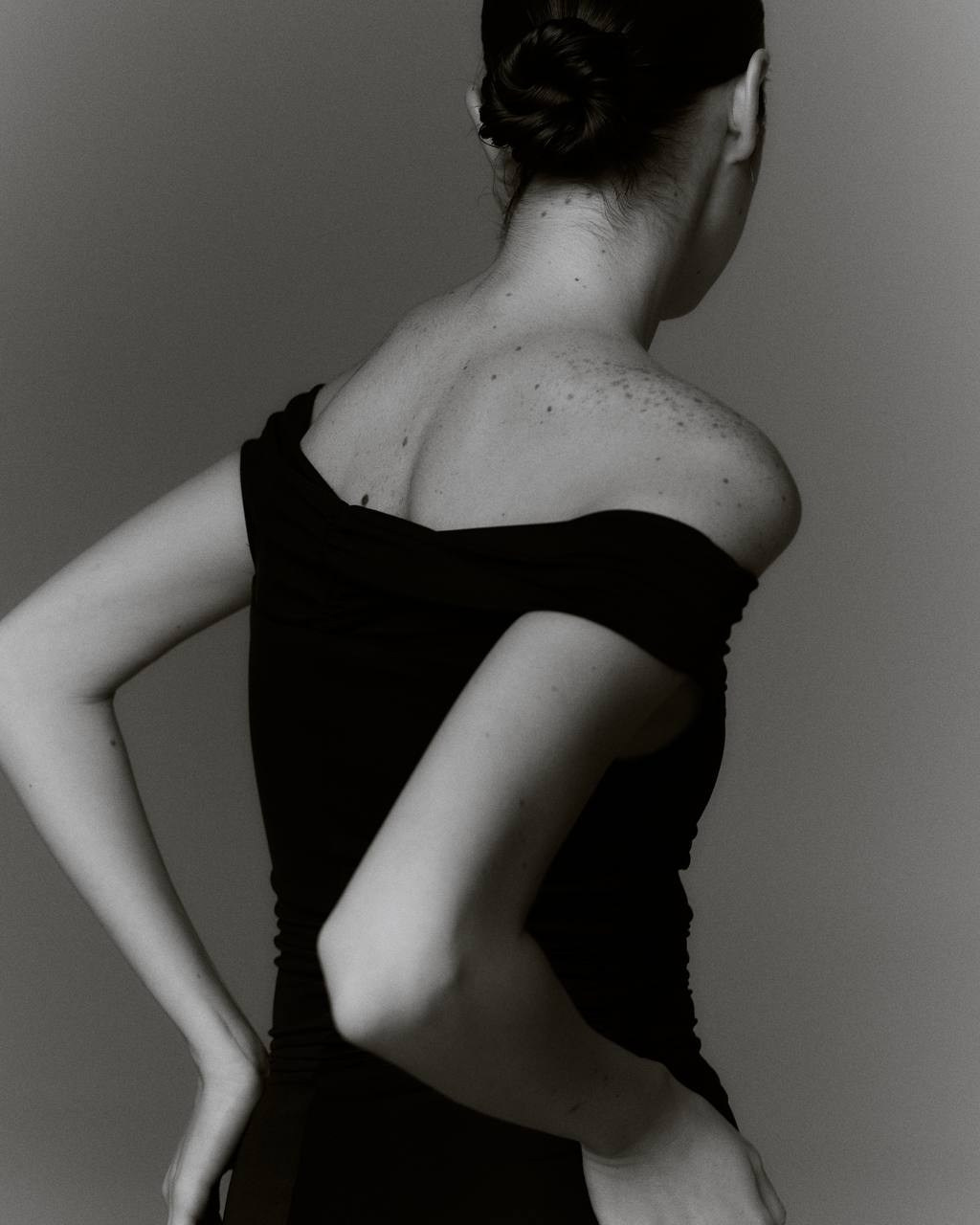 Anastasia. Фотограф для брендов и индивидуальных фотосессий в Москве